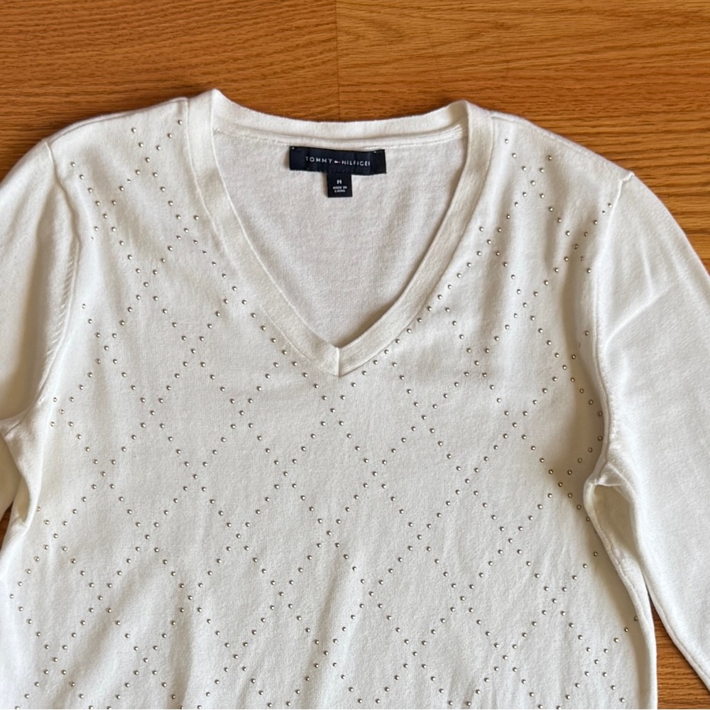 Tommy Hilfiger Women's Cream V-Neck Studded Sweater